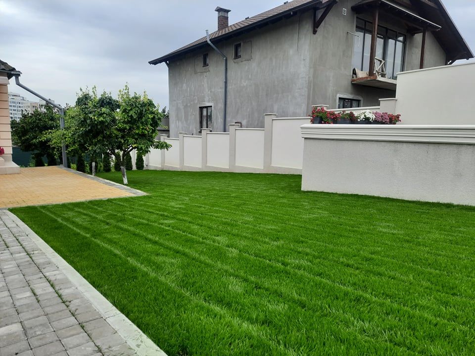 Oferim servicii de semanare a gazonului și instalarea sistemelor de irigare