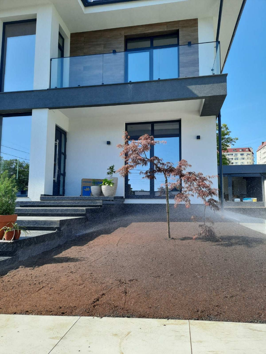 Oferim servicii de semanare a gazonului și instalarea sistemelor de irigare