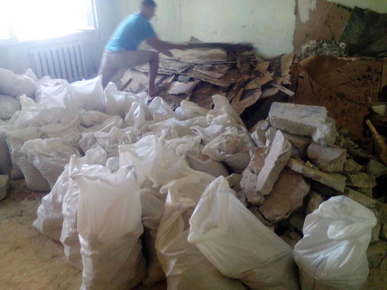 Demolam - orice - evacuam - curatim - hamali ... 24/24 foarte eftin