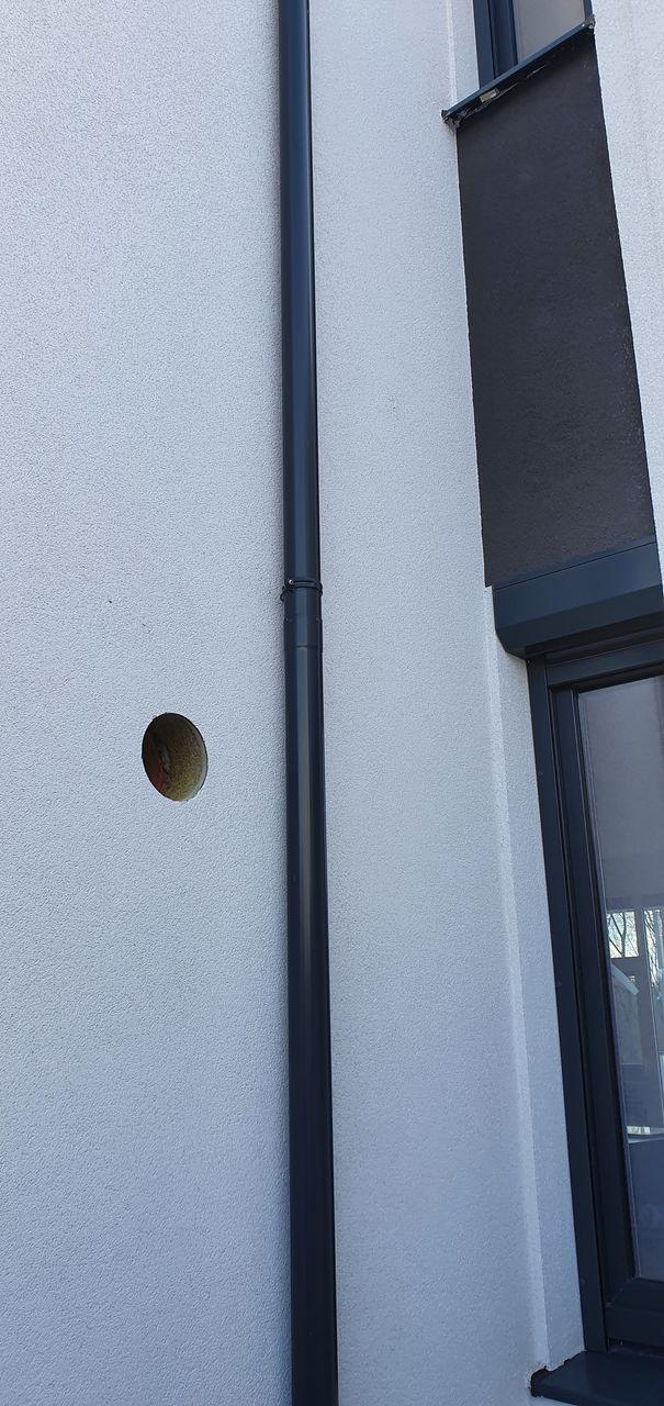 Gaurire diamanta curat cu aspirator. Алмазное сверление отверстий