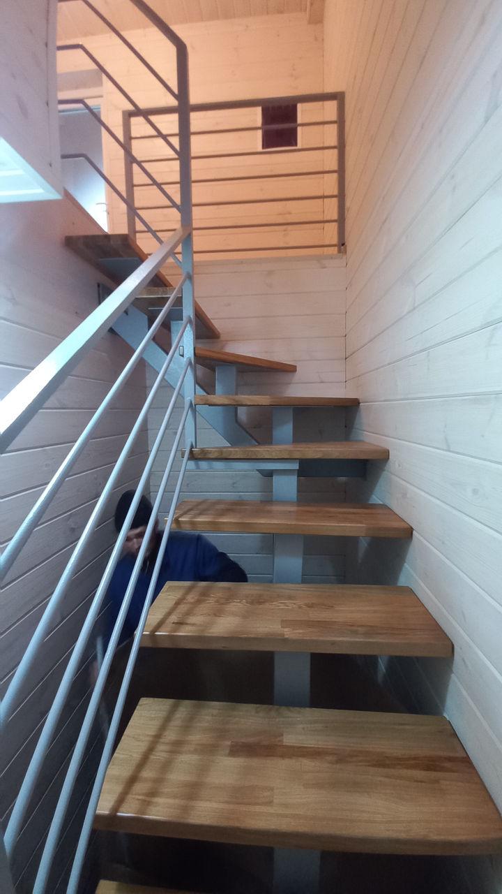 Scări la comandă – Design și execuție profesională