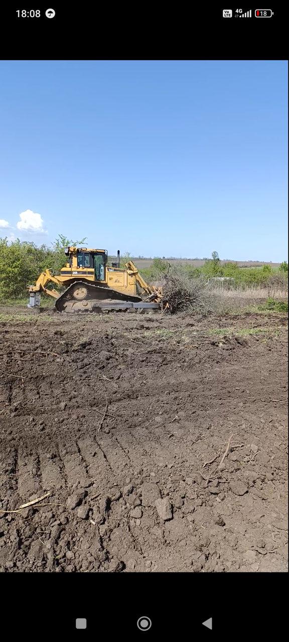 Servicii Buldozer ,defrișare,terasamente.